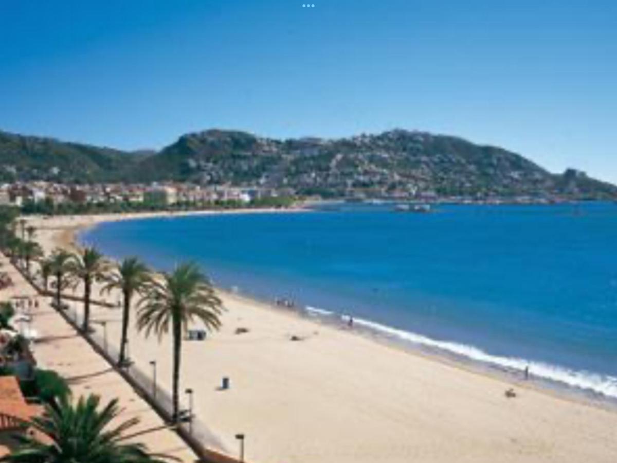 Bel Appartement Roses Plage Εξωτερικό φωτογραφία